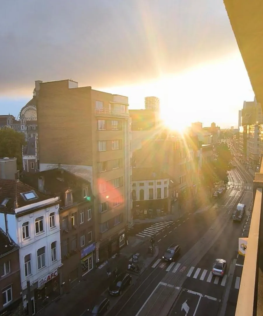 Pansiyon Charmante Studio 45M2 Anvers Belçika